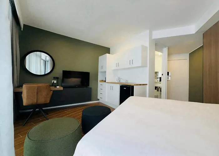 Madison Tower Mill Hotel