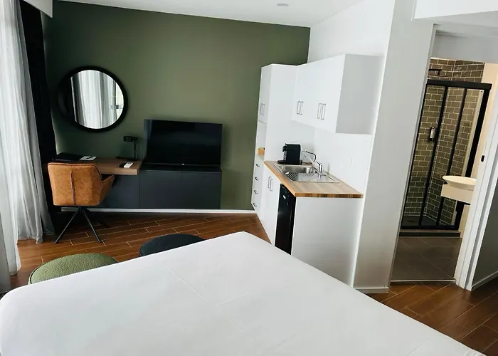 Madison Tower Mill Hotel